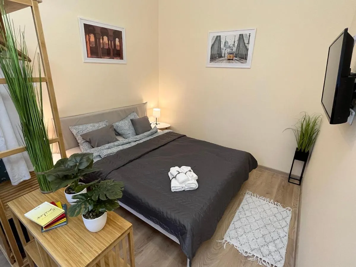 Apartment R74 - Your Home In Budapest