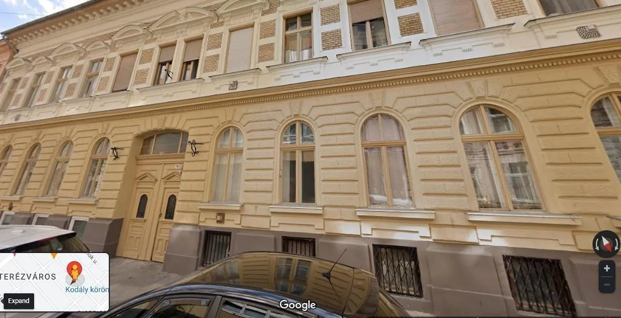 R74 - Your Home In Budapest
